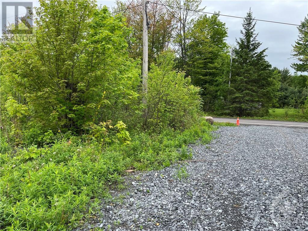 860 Summit Private, Clarence-Rockland, Ontario  K4K 1K7 - Photo 5 - X9515653