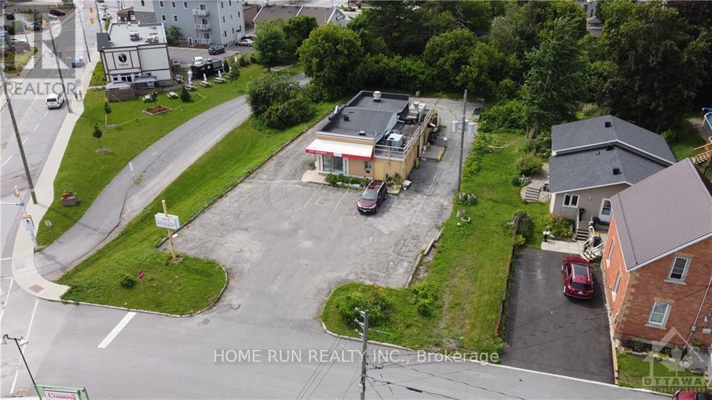 45 MUNRO STREET, Carleton Place, Ontario