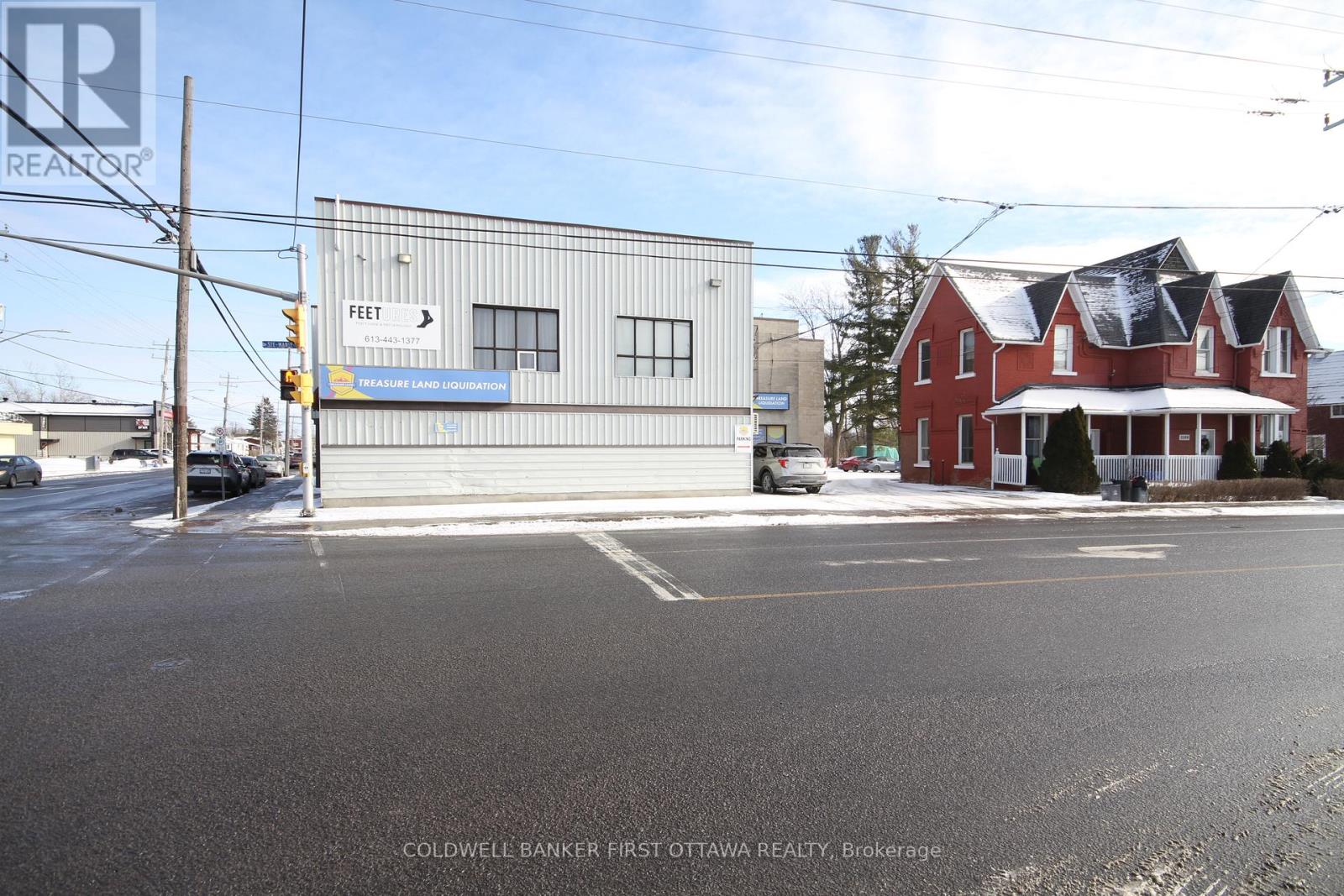 866 Notre Dame Street, Russell, Ontario  K0A 1W0 - Photo 5 - X11931347