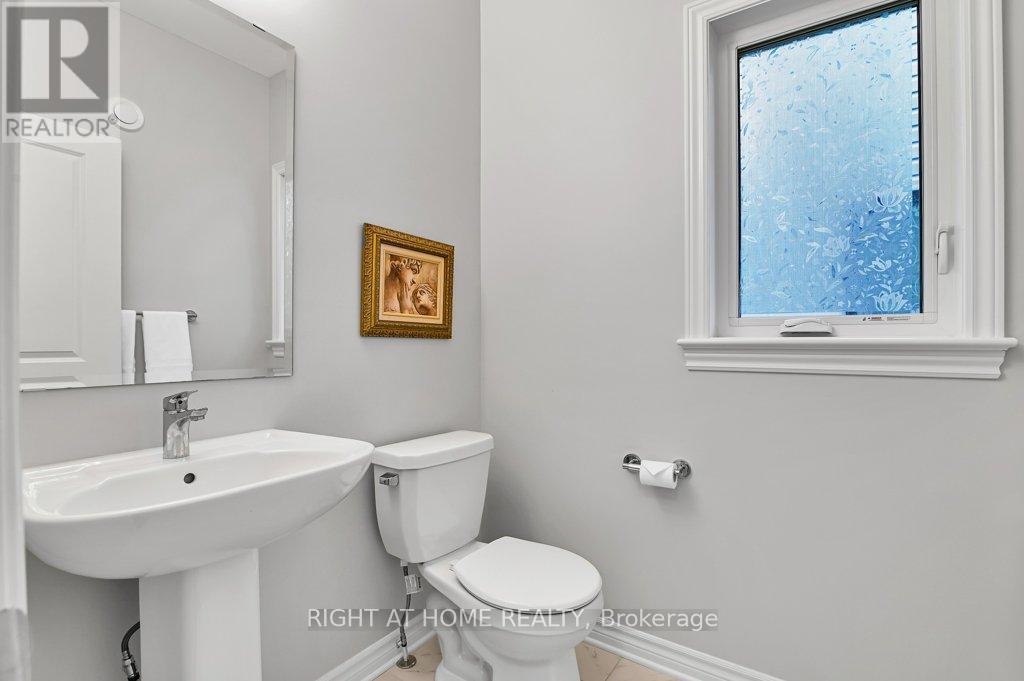 844 Snowdrop Crescent, Ottawa, Ontario  K1T 0X7 - Photo 5 - X12051947
