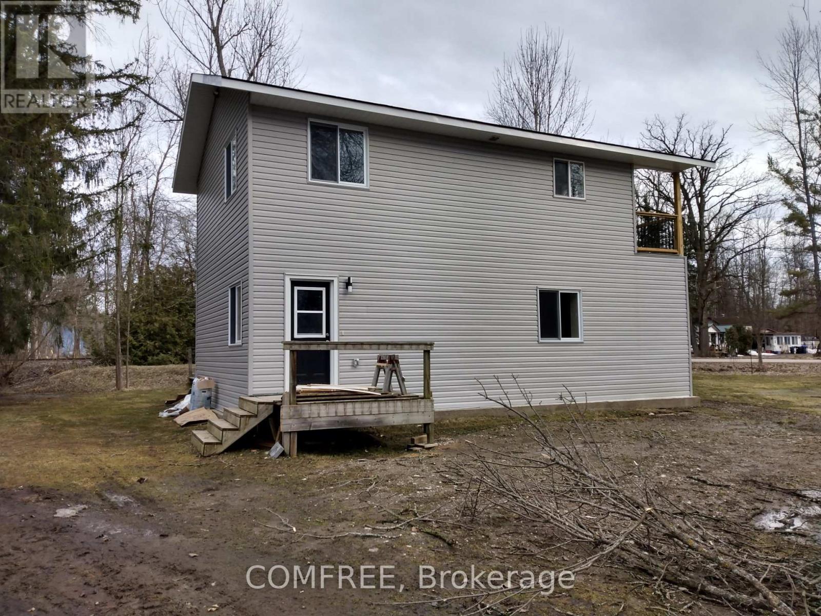 7177 Beach Drive, Ramara, Ontario  L0K 2B0 - Photo 4 - S12071905