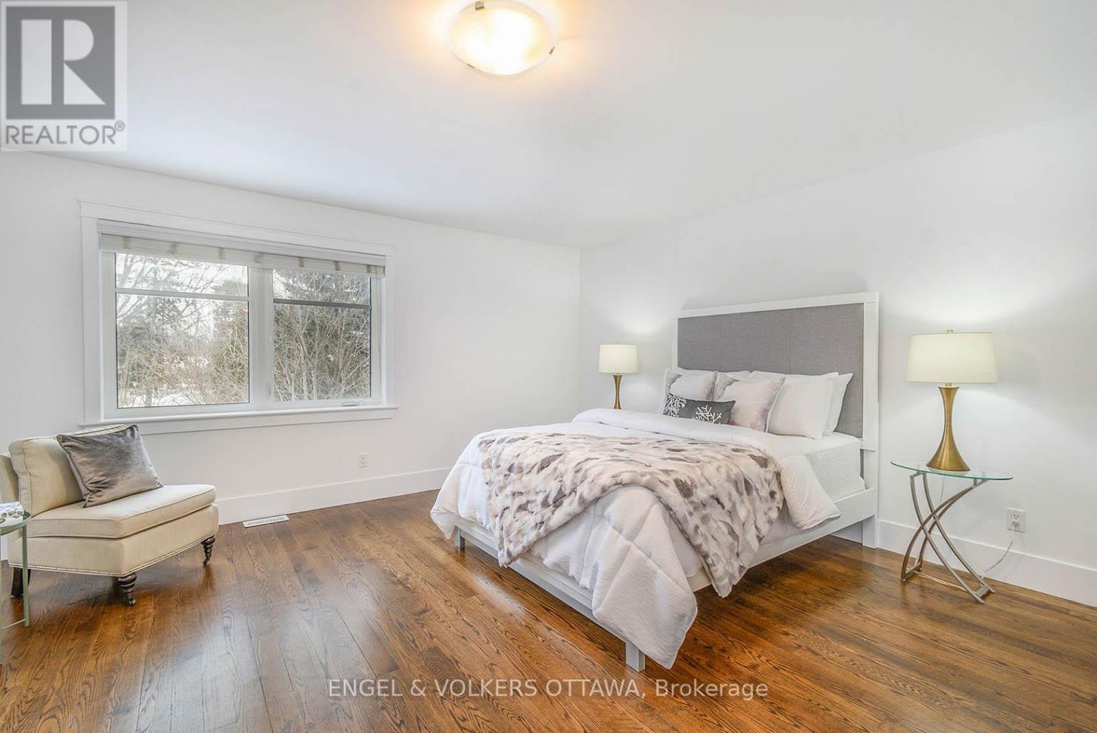 109 Montauk, Ottawa, Ontario  K2C 2B4 - Photo 10 - X12075242