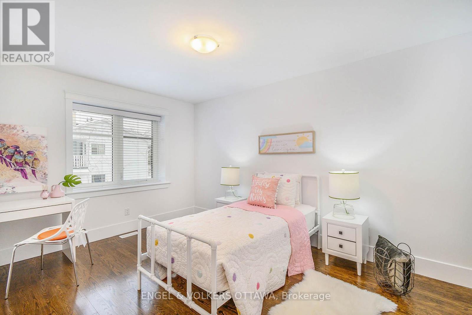 109 Montauk, Ottawa, Ontario  K2C 2B4 - Photo 11 - X12075242