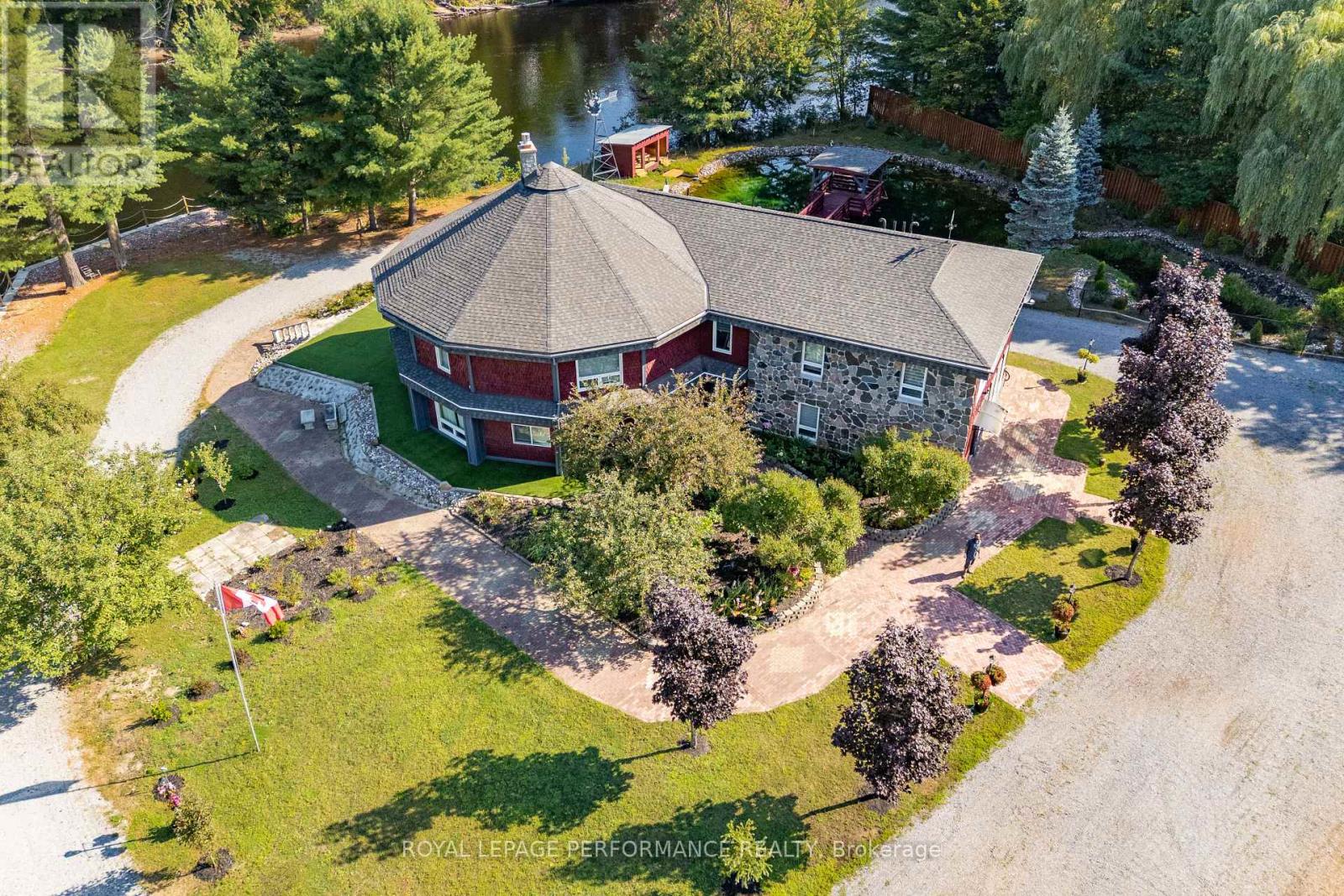 1371 Victoria Street, Petawawa, Ontario  K8H 2E9 - Photo 1 - X12089849