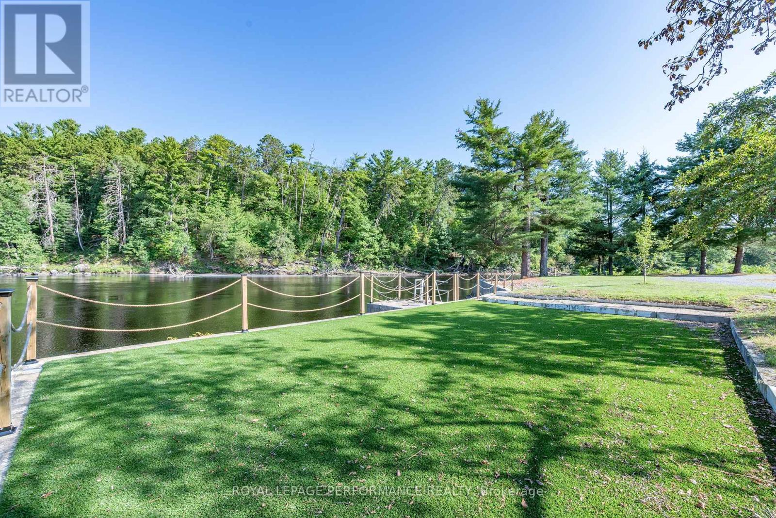 1371 Victoria Street, Petawawa, Ontario  K8H 2E9 - Photo 10 - X12089849
