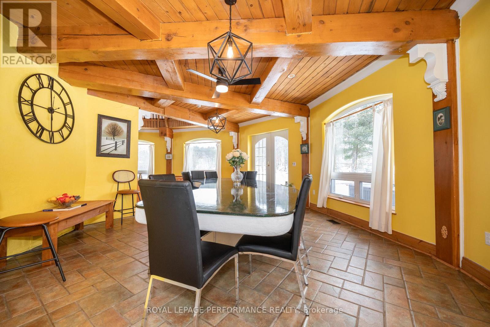 1371 Victoria Street, Petawawa, Ontario  K8H 2E9 - Photo 21 - X12089849