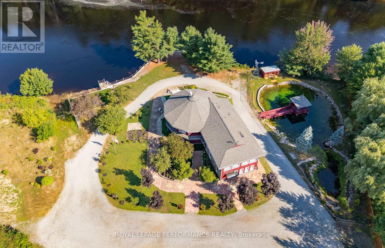 1371 Victoria Street, Petawawa, Ontario  K8H 2E9 - Photo 3 - X12089849