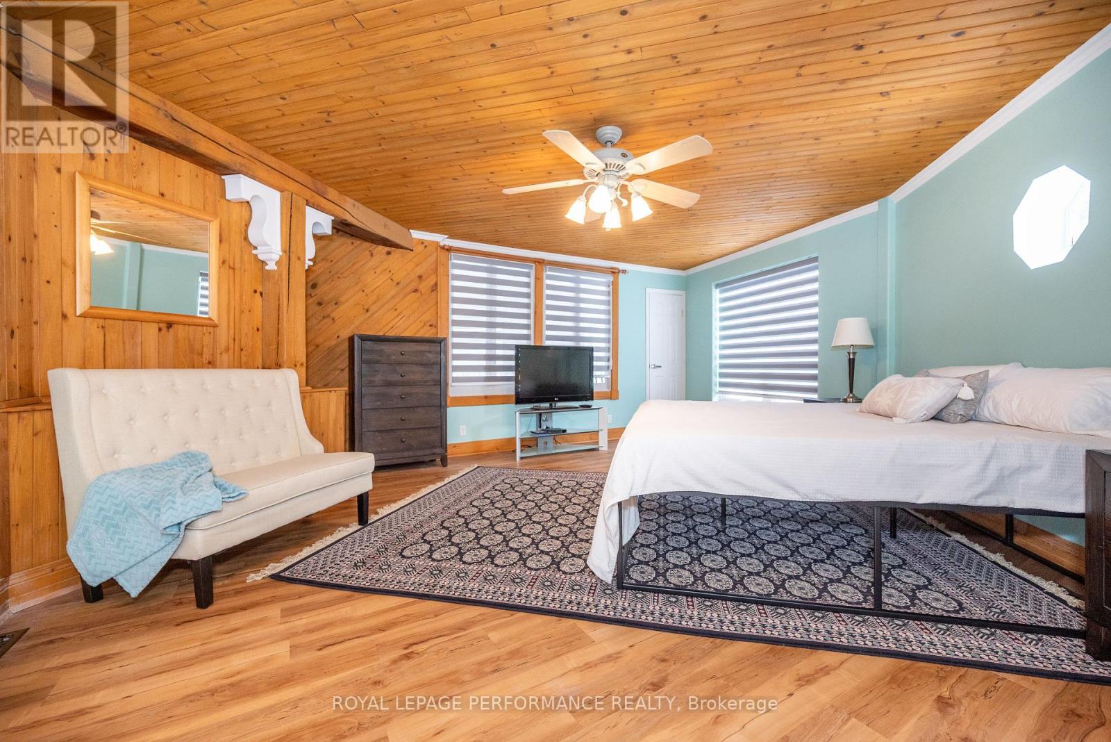 1371 Victoria Street, Petawawa, Ontario  K8H 2E9 - Photo 32 - X12089849