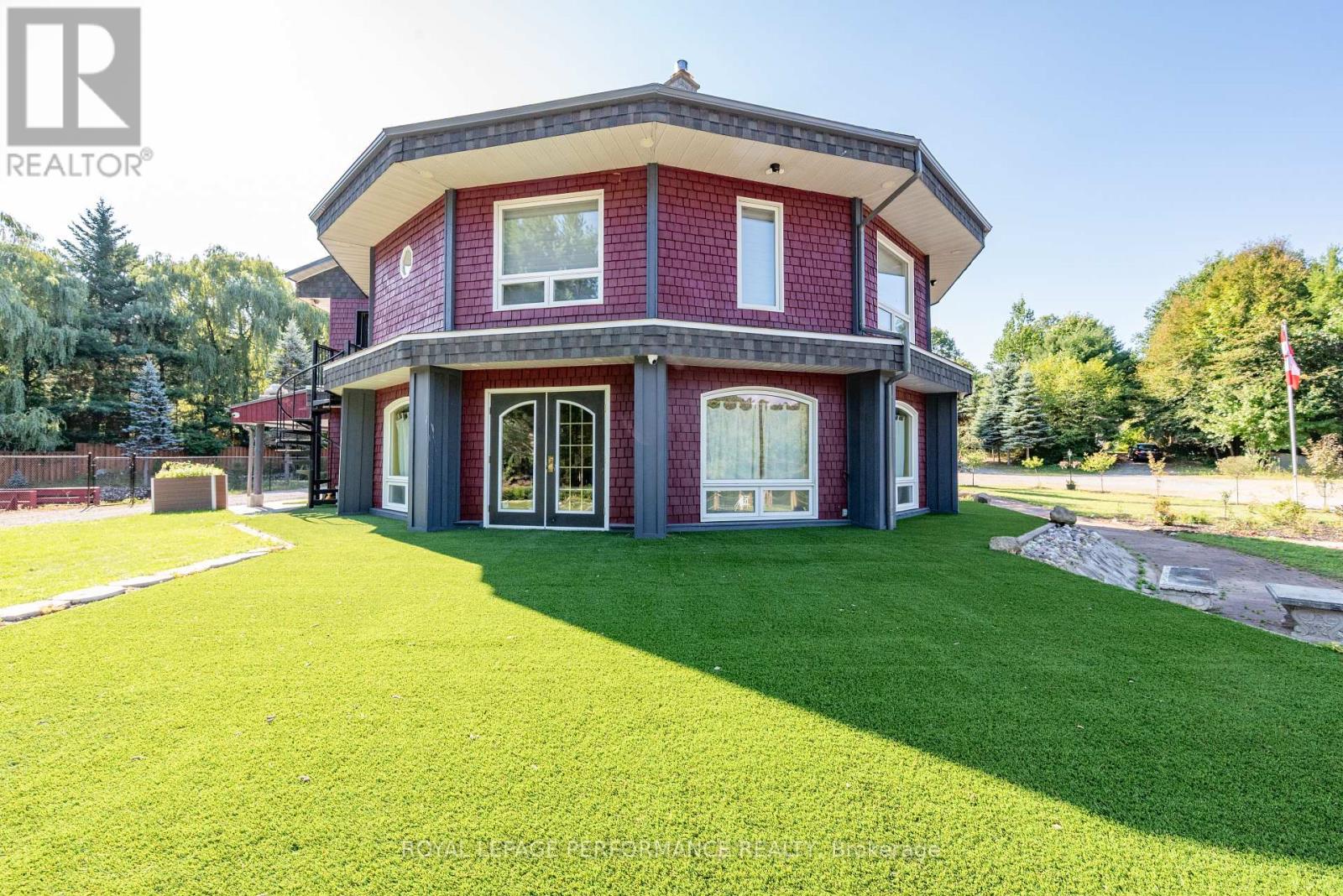 1371 Victoria Street, Petawawa, Ontario  K8H 2E9 - Photo 7 - X12089849
