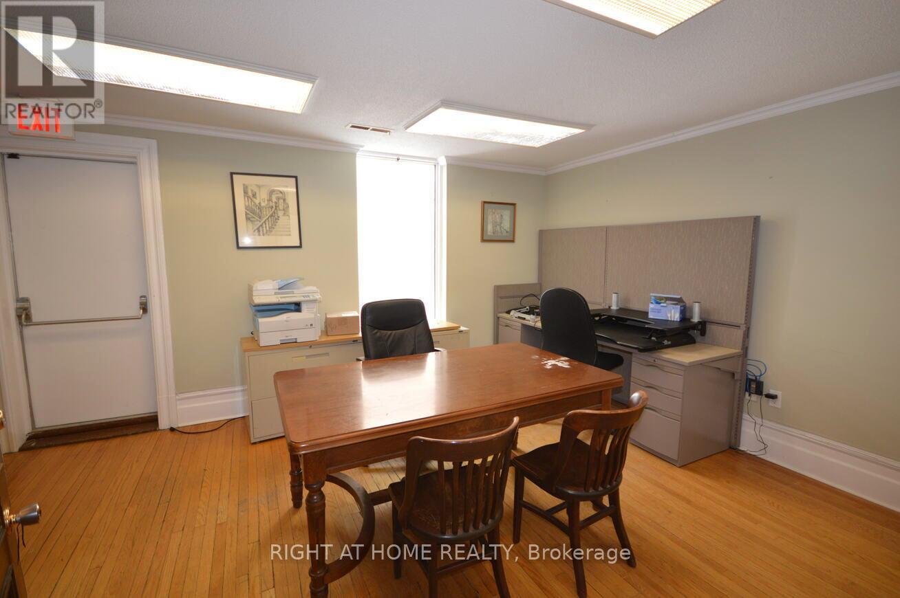 249 Mcleod Street, Ottawa, Ontario  K2P 1A1 - Photo 6 - X12142104