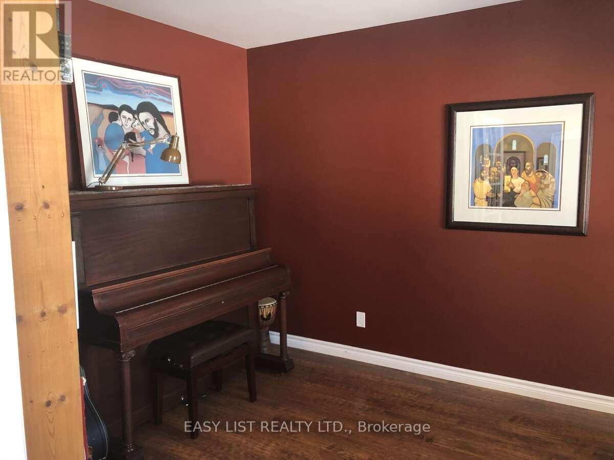 535 Perrier Road, Hastings Highlands, Ontario  K0J 1L0 - Photo 26 - X12145856