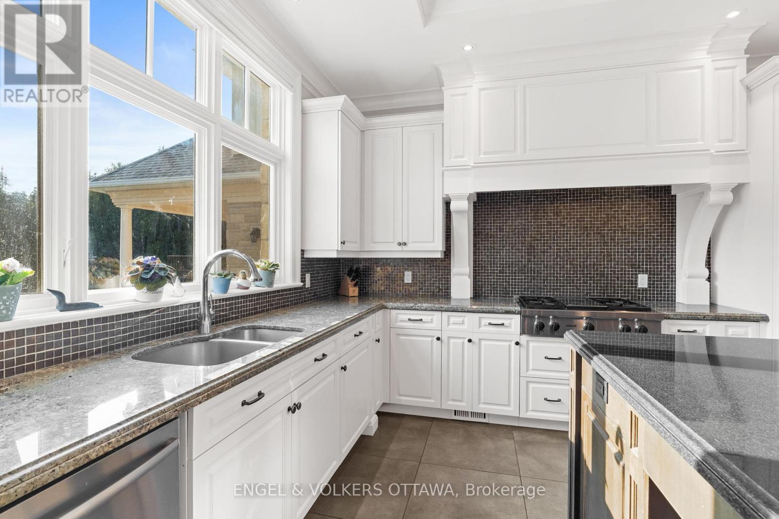 1408 Blackhorse Court, Ottawa, Ontario  K4M 0A6 - Photo 14 - X12161617