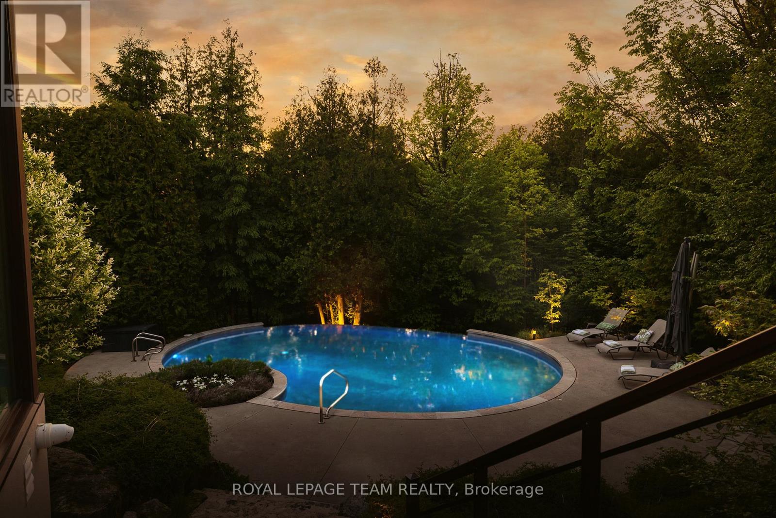 14 Kanata Rockeries Private, Ottawa, Ontario  K2K 3P4 - Photo 43 - X12183076