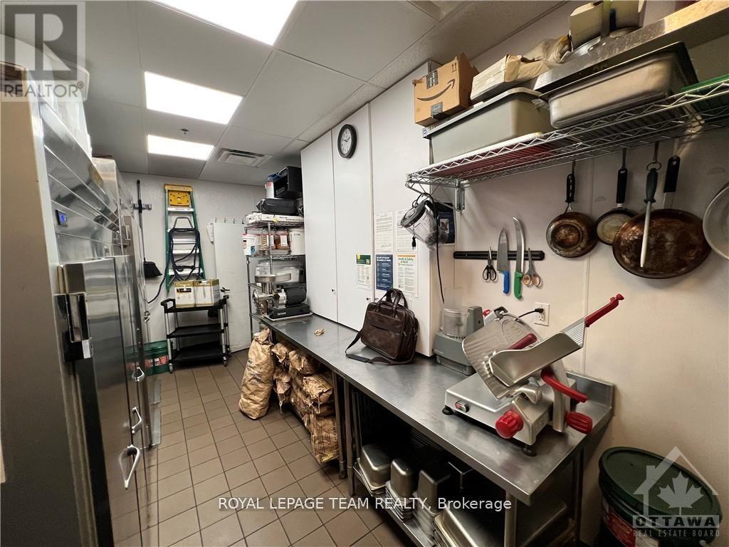 611 - 1200 St Laurent Boulevard, Ottawa, Ontario  K1K 3B8 - Photo 11 - X12189704