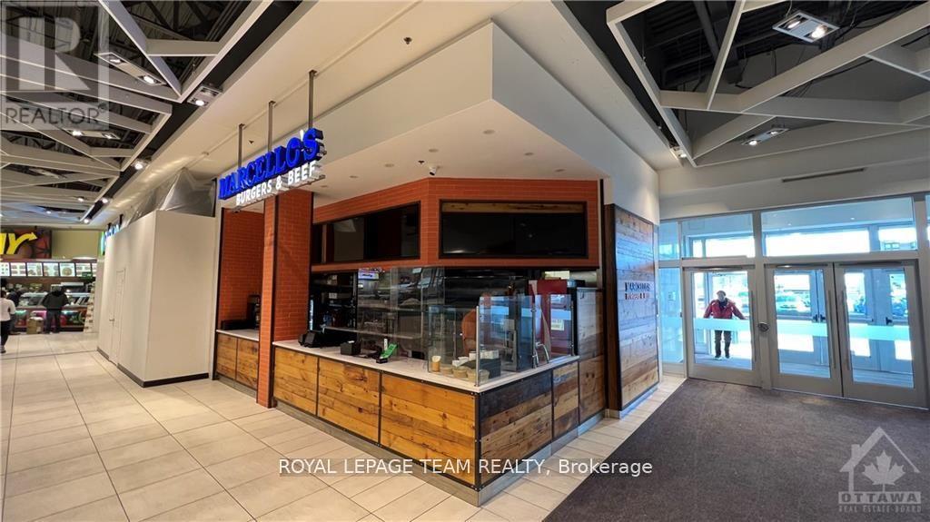 611 - 1200 St Laurent Boulevard, Ottawa, Ontario  K1K 3B8 - Photo 2 - X12189704
