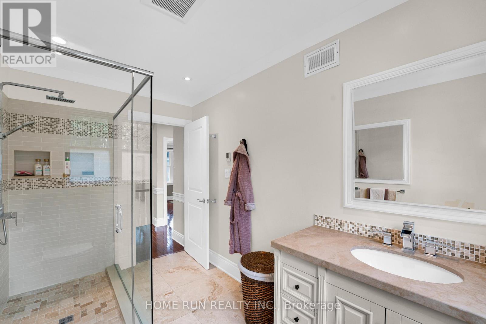 275 Buchan Road, Ottawa, Ontario  K1M 0W4 - Photo 38 - X12205649