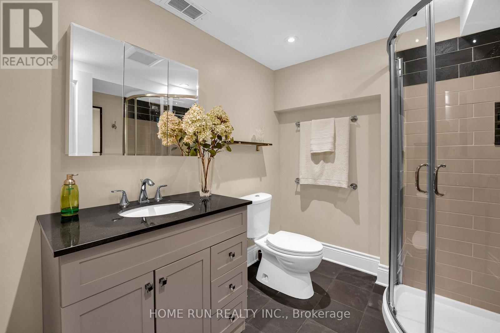 275 Buchan Road, Ottawa, Ontario  K1M 0W4 - Photo 48 - X12205649