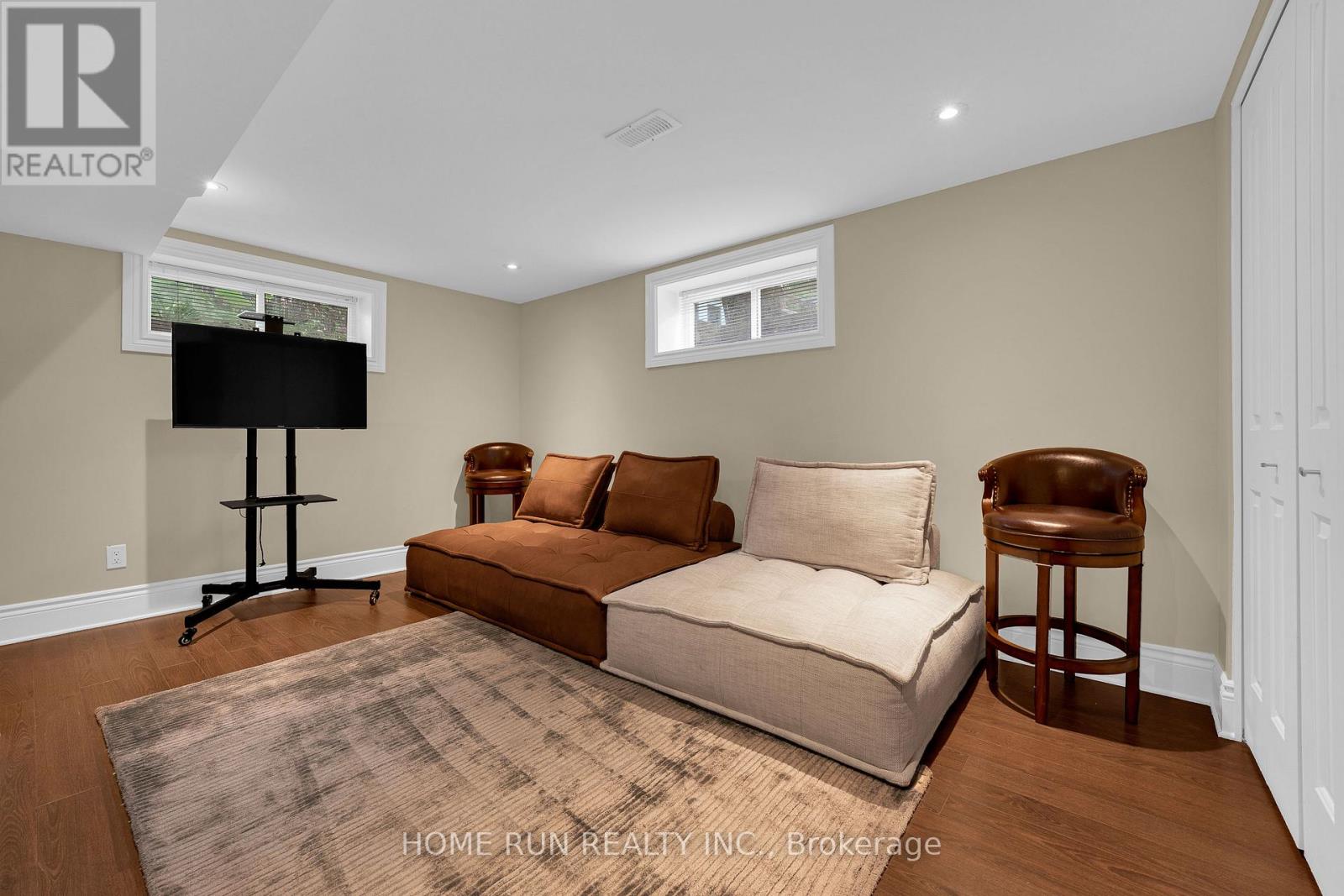 275 Buchan Road, Ottawa, Ontario  K1M 0W4 - Photo 49 - X12205649