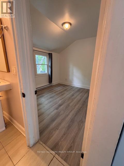266 Emond Street, Ottawa, Ontario  K1L 7R8 - Photo 9 - X12217665