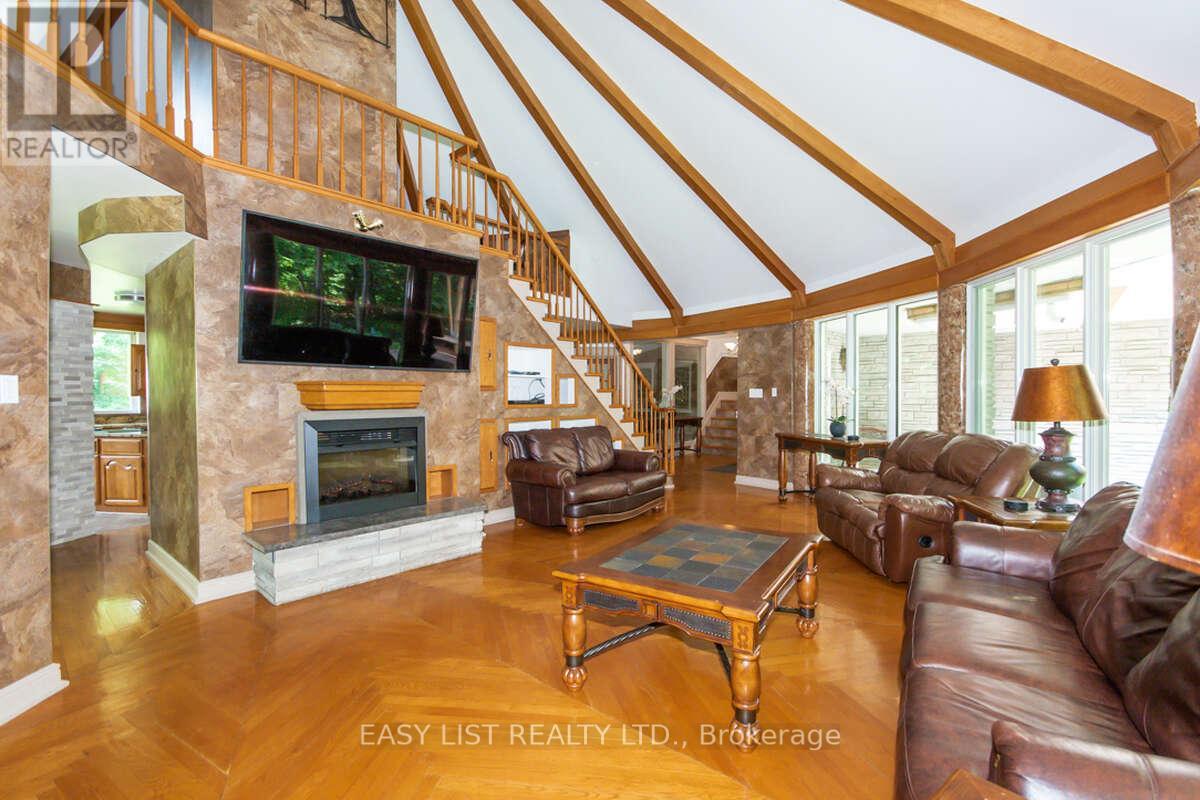 1826 Canaan Road, Ottawa, Ontario  K4C 1J5 - Photo 5 - X12230431