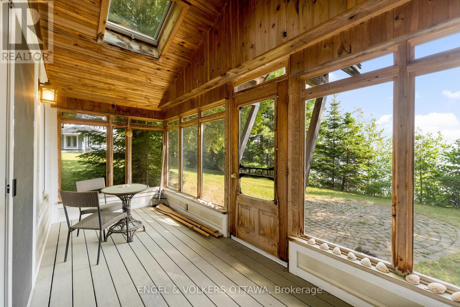541 Morglan Lane, Greater Madawaska, Ontario  K0J 1H0 - Photo 31 - X12230603