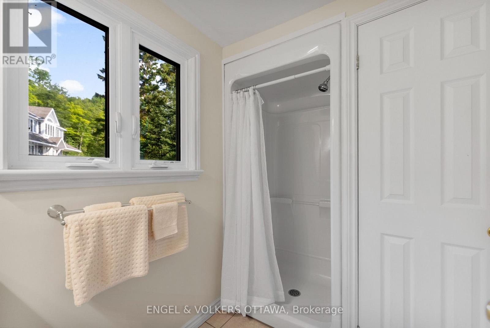 541 Morglan Lane, Greater Madawaska, Ontario  K0J 1H0 - Photo 34 - X12230603
