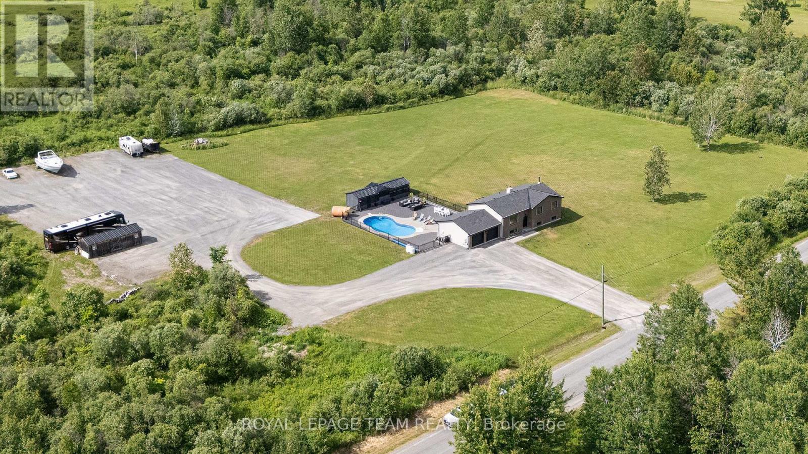 883 CRAIG ROAD, North Grenville, Ontario