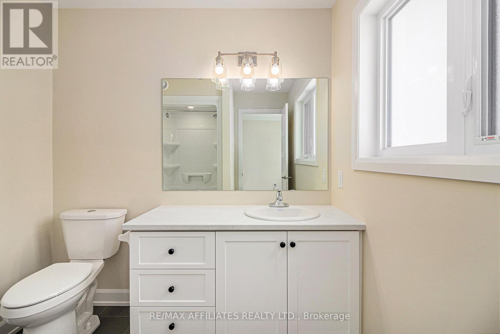 361 Voyageur Place, Russell, Ontario  K0A 1W0 - Photo 13 - X12245060