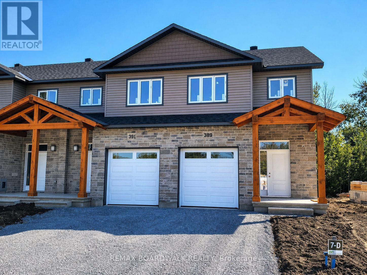 355 Voyageur Place, Russell, Ontario  K0A 1W0 - Photo 1 - X12245064