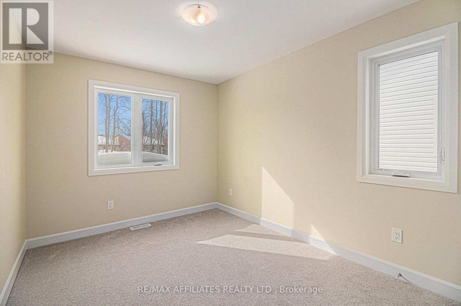 355 Voyageur Place, Russell, Ontario  K0A 1W0 - Photo 14 - X12245064