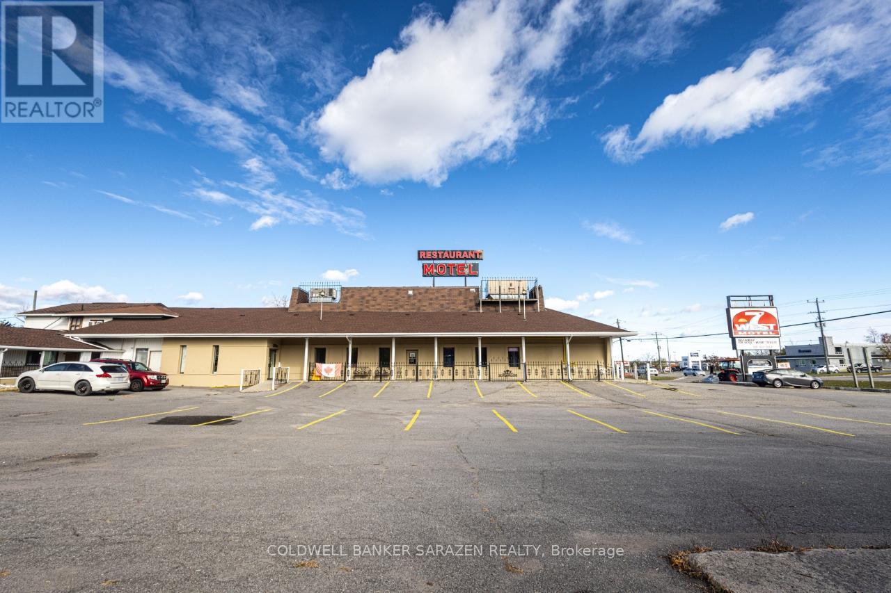 10470 Highway 7 Highway, Carleton Place, Ontario  K7C 0C4 - Photo 1 - X12293515