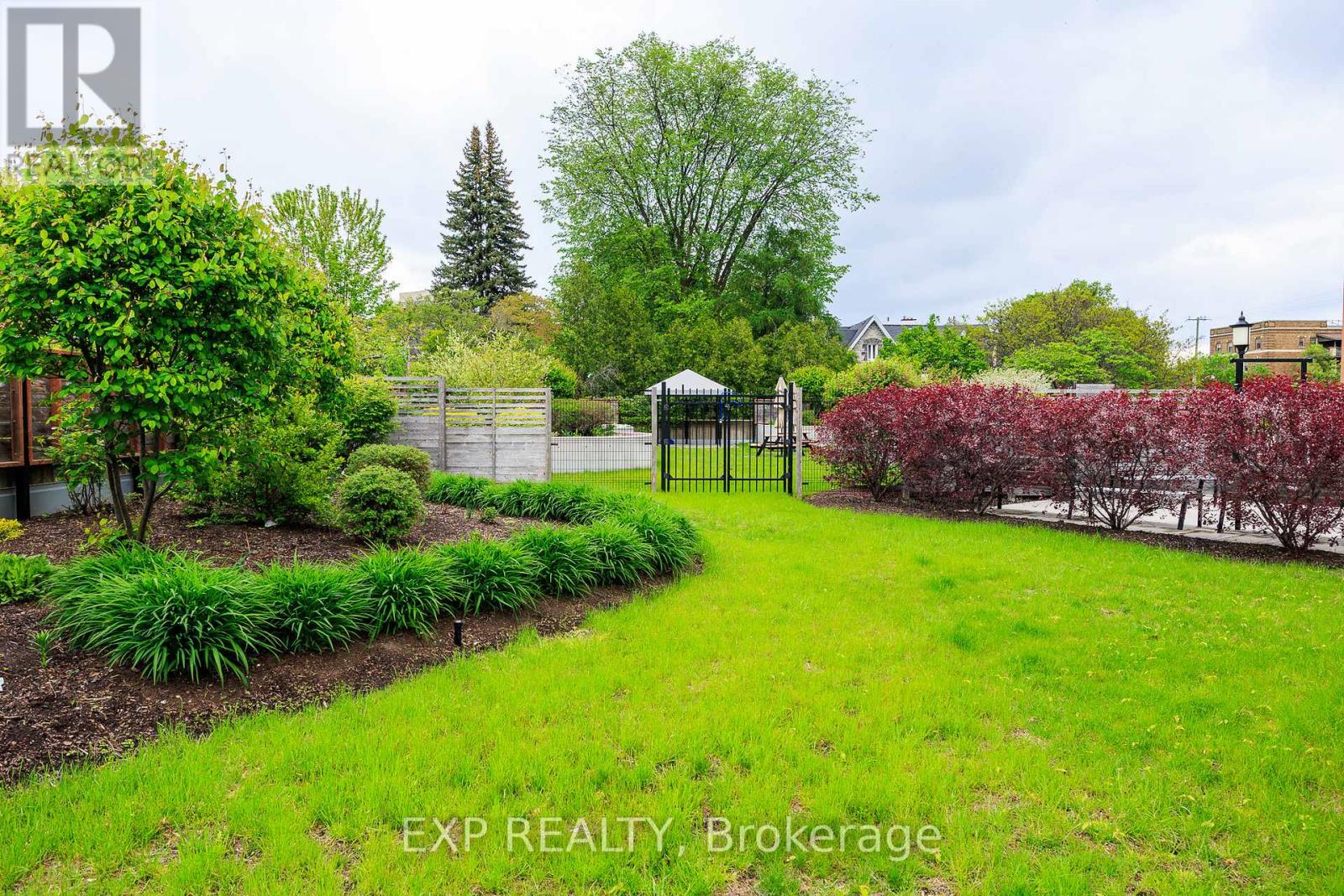 1003 - 373 Laurier Avenue E, Ottawa, Ontario  K1N 8X6 - Photo 11 - X12310325