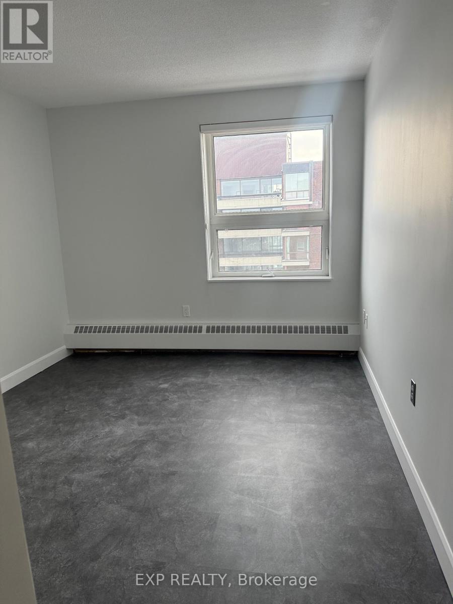 1003 - 373 Laurier Avenue E, Ottawa, Ontario  K1N 8X6 - Photo 31 - X12310325