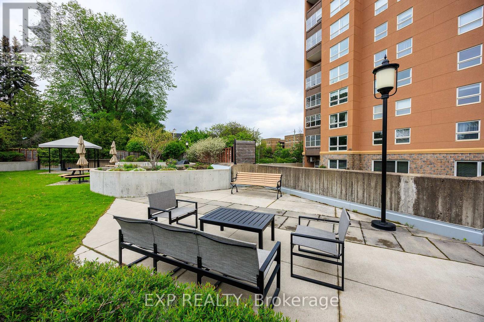 1003 - 373 Laurier Avenue E, Ottawa, Ontario  K1N 8X6 - Photo 8 - X12310325