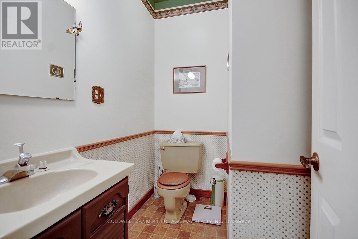 120 Kilmarnock Road, Montague, Ontario  K7A 5B8 - Photo 11 - X12317795