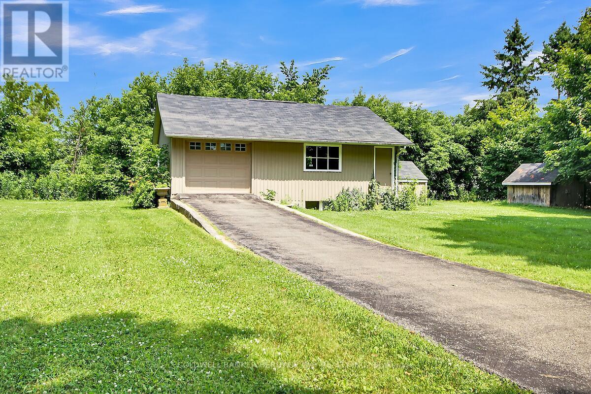120 Kilmarnock Road, Montague, Ontario  K7A 5B8 - Photo 5 - X12317795