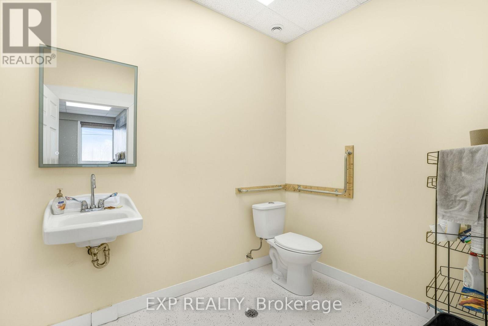 299 Industrial Boulevard, North Glengarry, Ontario  K0C 1A0 - Photo 13 - X12319268