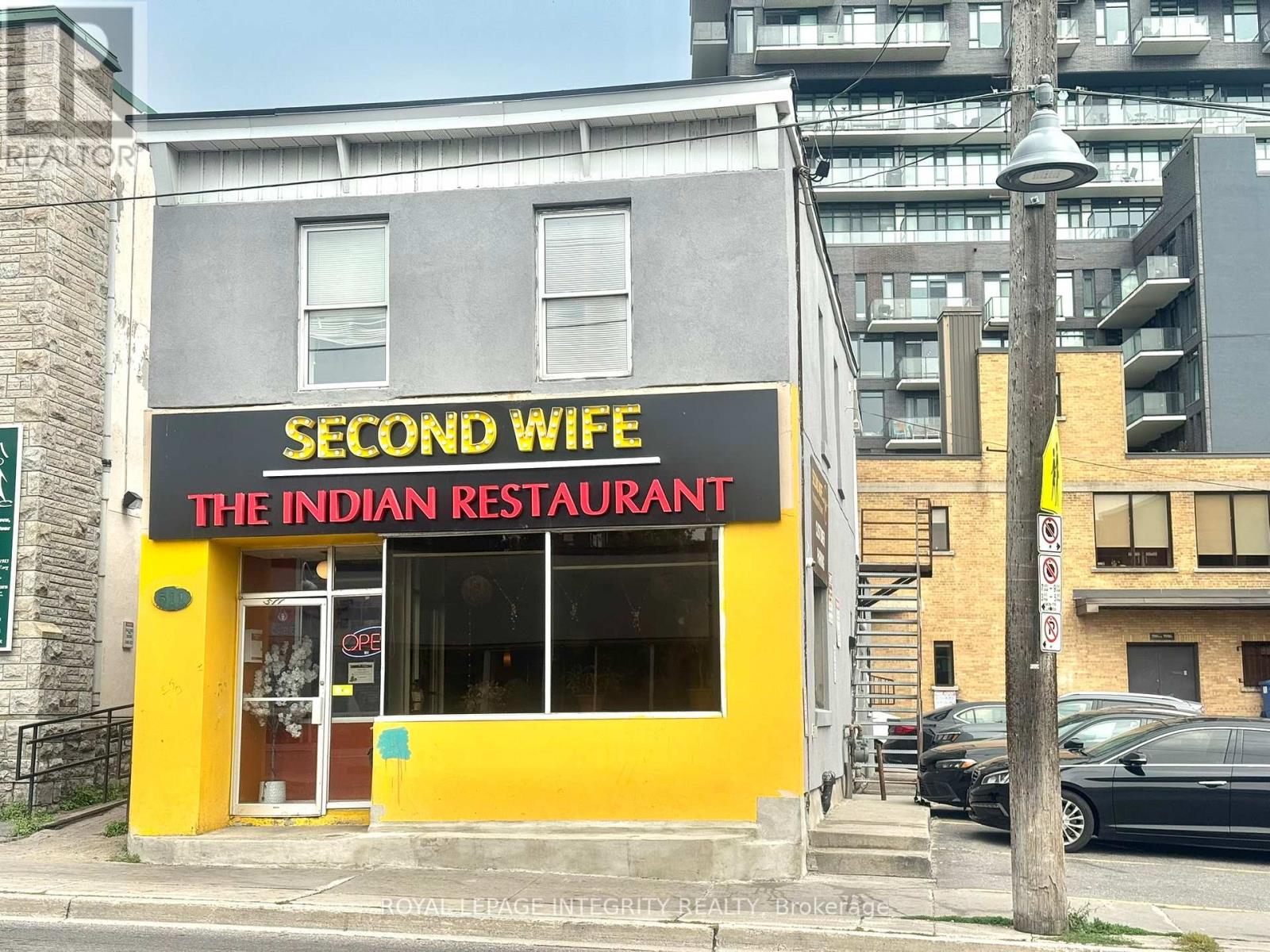 511 Bank Street, Ottawa, Ontario  K2P 1Z5 - Photo 1 - X12330828