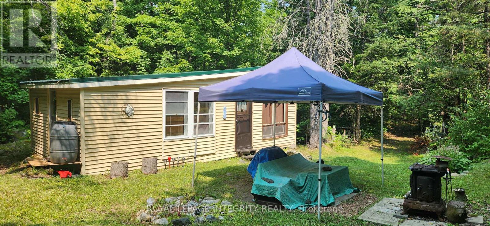 356 Bow Lake Lane, Lanark Highlands, Ontario  K0G 1K0 - Photo 4 - X12333386