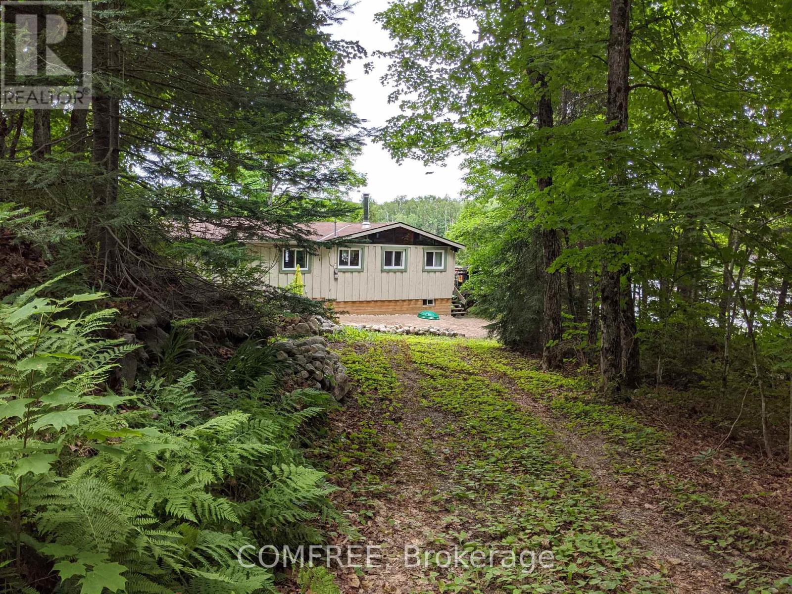 299 Sherwood Drive, Perry, Ontario  P0A 1R0 - Photo 3 - X12334413