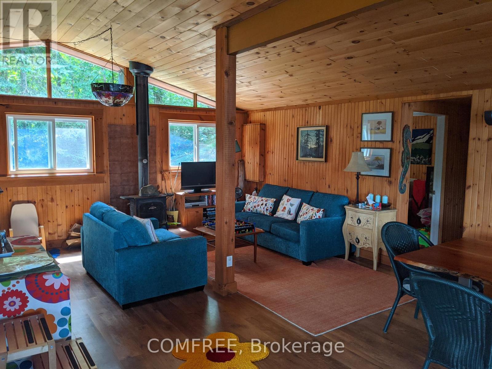 299 Sherwood Drive, Perry, Ontario  P0A 1R0 - Photo 4 - X12334413