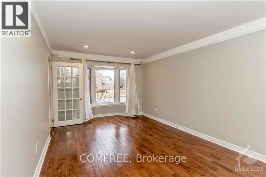 152 Twyford Street, Ottawa, Ontario  K1V 0V7 - Photo 15 - X12339730