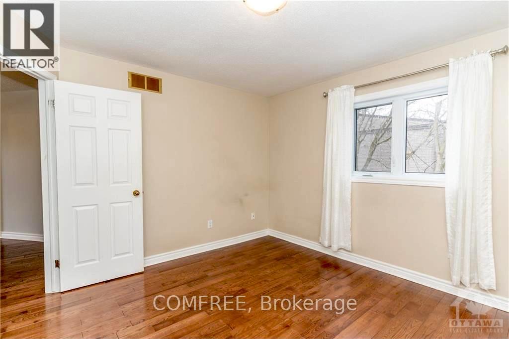 152 Twyford Street, Ottawa, Ontario  K1V 0V7 - Photo 24 - X12339730