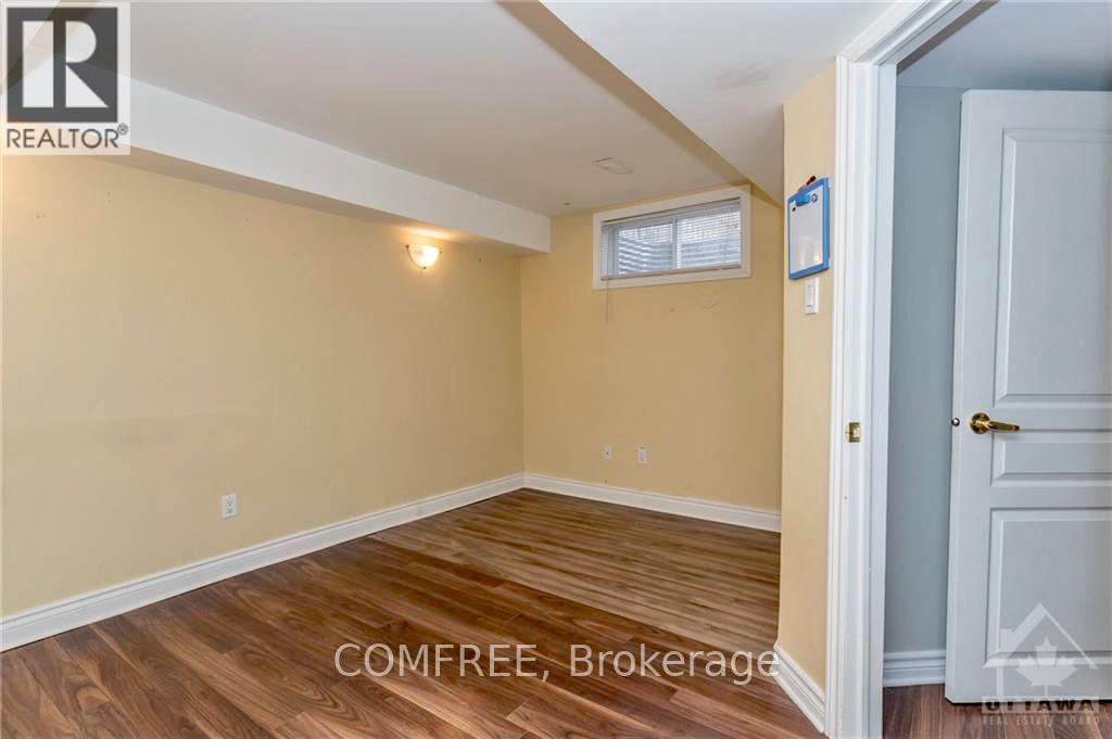 152 Twyford Street, Ottawa, Ontario  K1V 0V7 - Photo 31 - X12339730