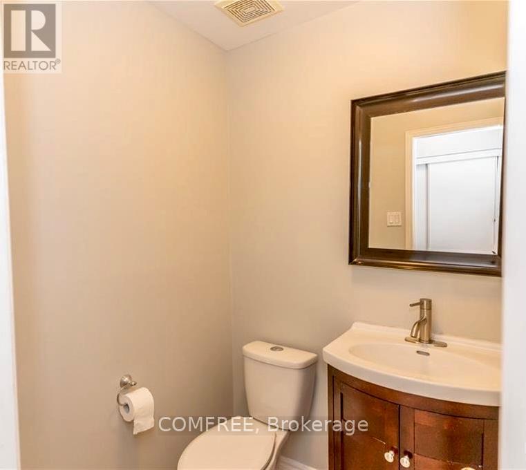 152 Twyford Street, Ottawa, Ontario  K1V 0V7 - Photo 5 - X12339730