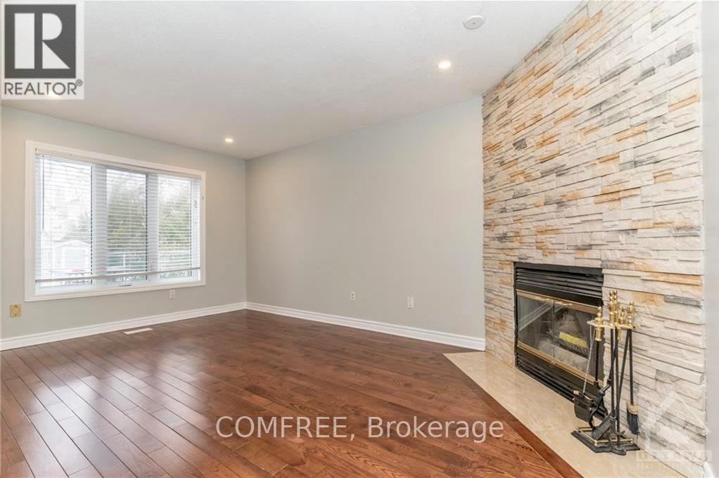 152 Twyford Street, Ottawa, Ontario  K1V 0V7 - Photo 7 - X12339730