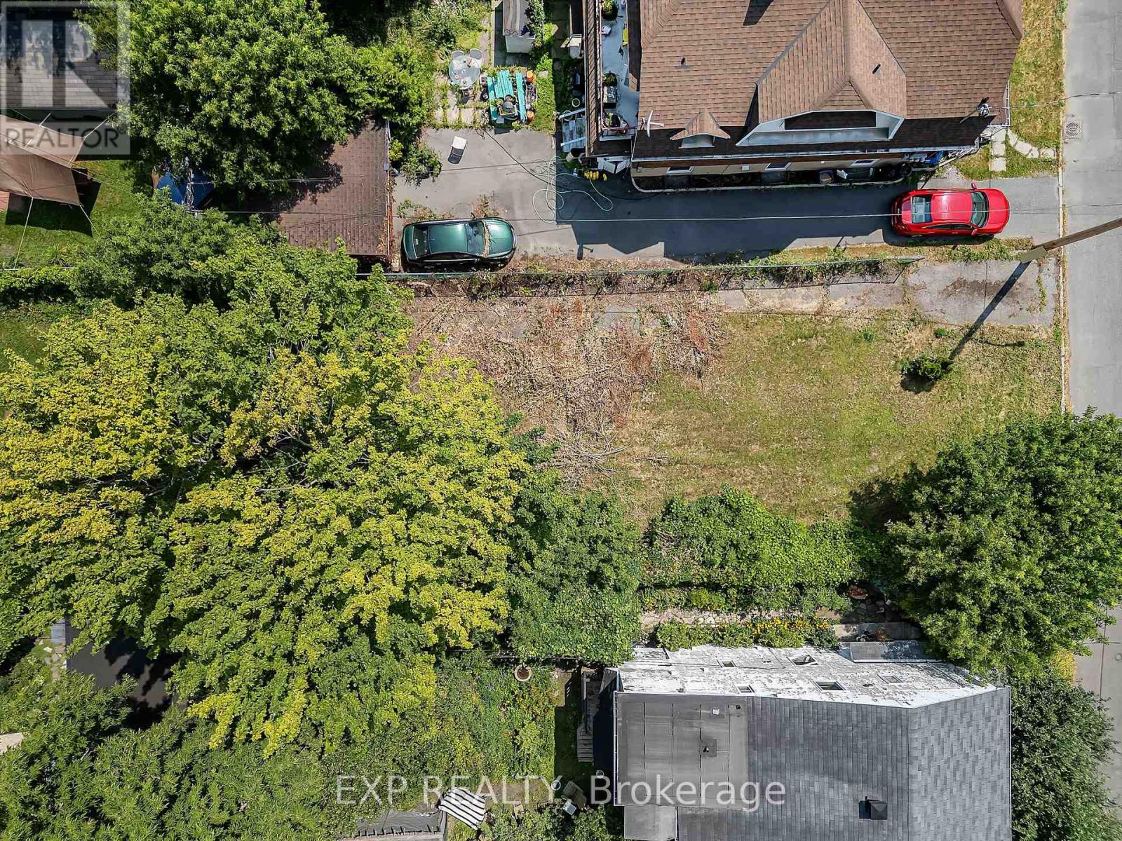 29 Marquette Avenue, Ottawa, Ontario  K1L 5K3 - Photo 1 - X12341275