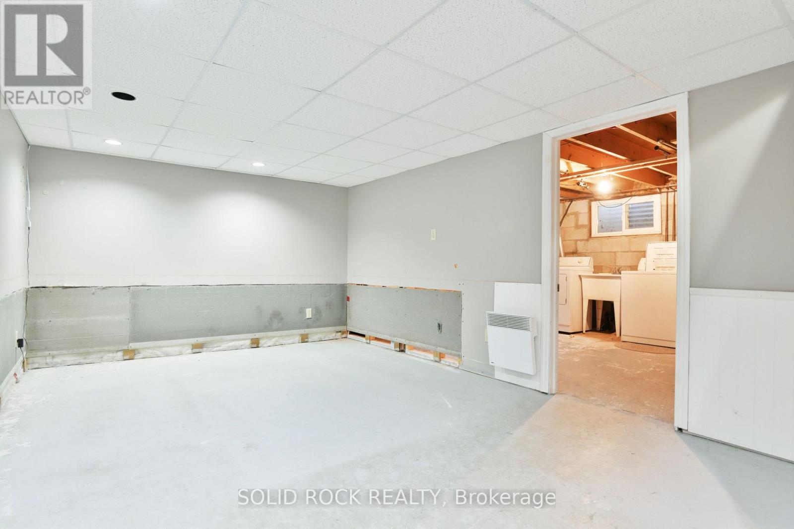 54 William Street W, Arnprior, Ontario  K7S 1J9 - Photo 20 - X12342791