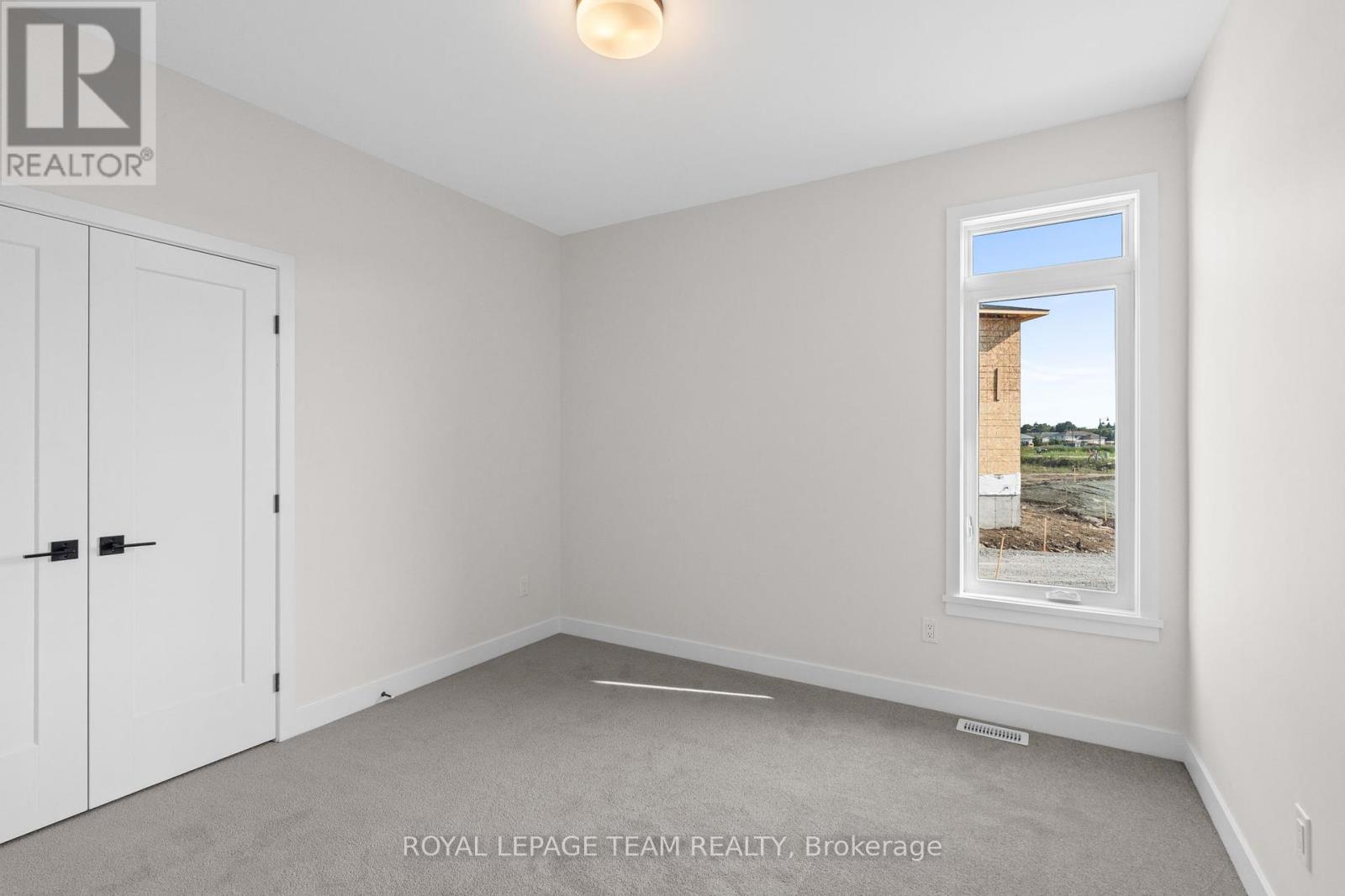 1076 Moore Street, Brockville, Ontario  K6V 0H2 - Photo 32 - X12347622