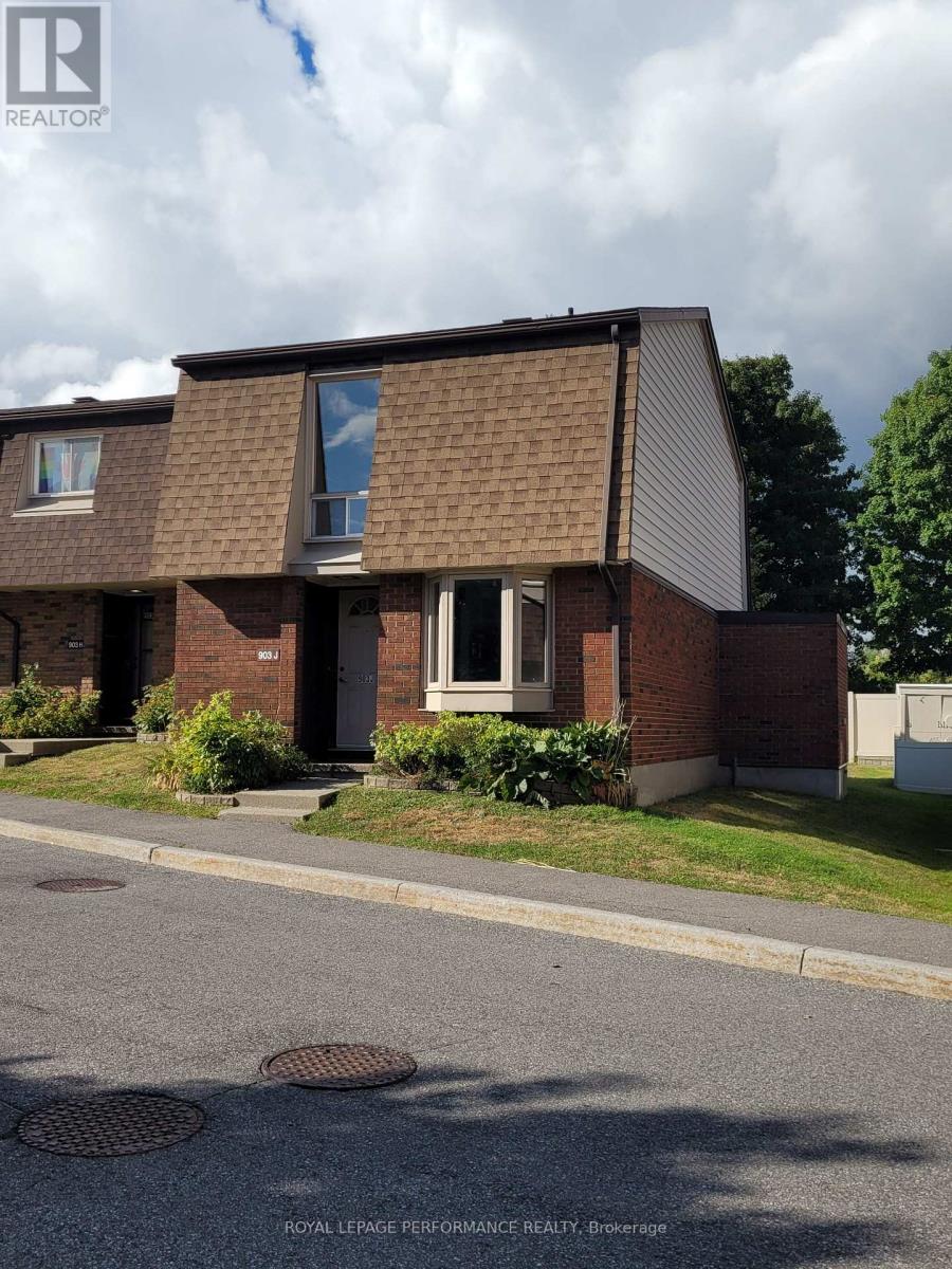 903j Elmsmere Road, Ottawa, Ontario  K1J 8G4 - Photo 1 - X12373086